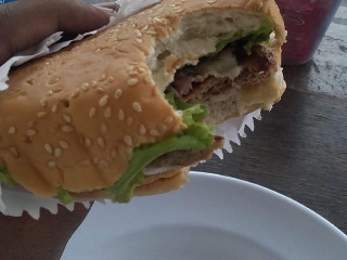 E Pastelaria. 99