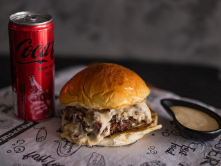 Miguelitos Burger
