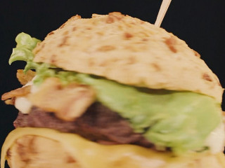 Brou Burger